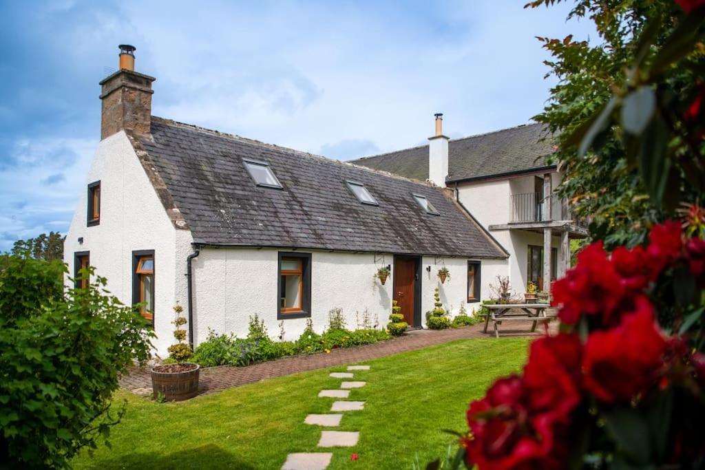 Cosy & Rustic Retreat - Woodland Cottage. Nairn Esterno foto