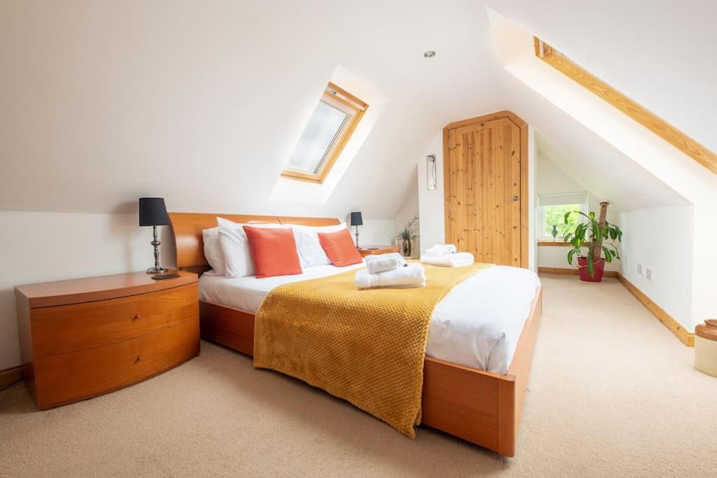 Cosy & Rustic Retreat - Woodland Cottage. Nairn Esterno foto