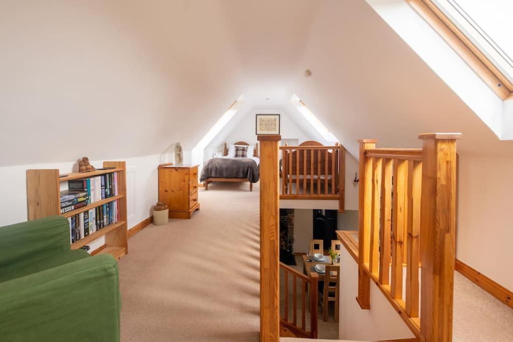 Cosy & Rustic Retreat - Woodland Cottage. Nairn Esterno foto