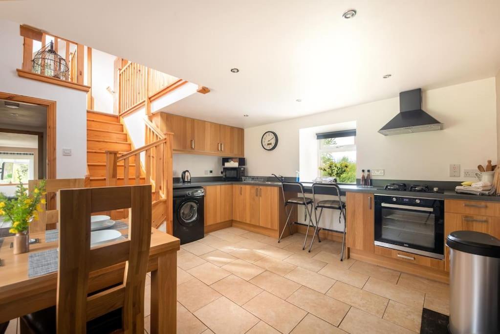 Cosy & Rustic Retreat - Woodland Cottage. Nairn Esterno foto