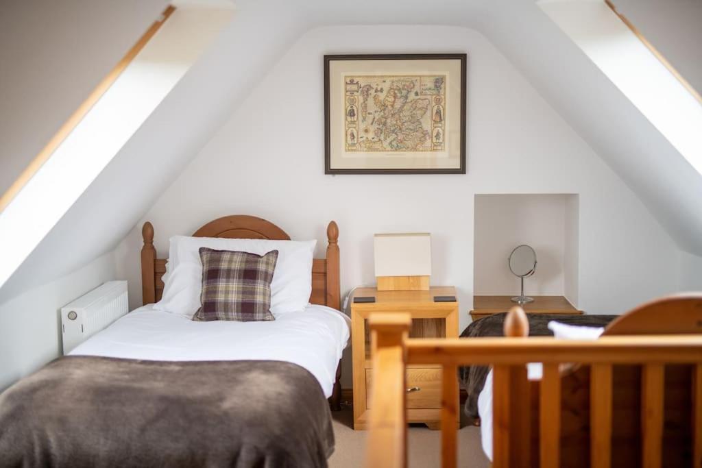 Cosy & Rustic Retreat - Woodland Cottage. Nairn Esterno foto
